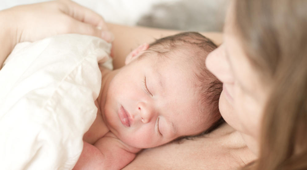 5 fun facts you need to know about night time breastfeeds